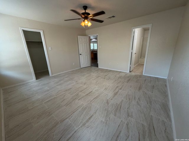 11102 Anarbor Field, San Antonio, TX 78254