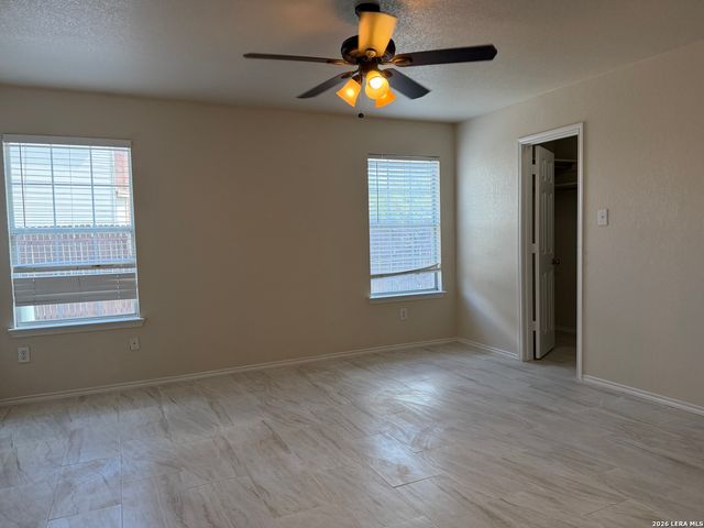 11102 Anarbor Field, San Antonio, TX 78254