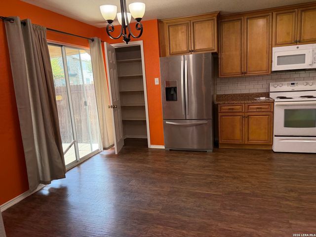 11102 Anarbor Field, San Antonio, TX 78254