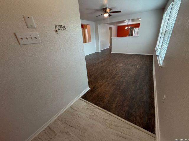 11102 Anarbor Field, San Antonio, TX 78254