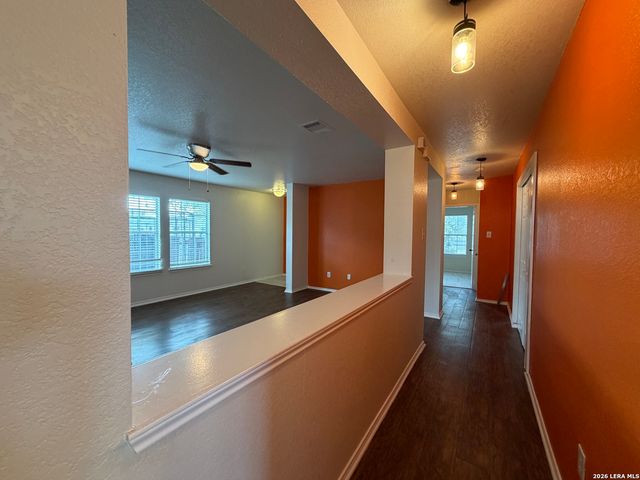 11102 Anarbor Field, San Antonio, TX 78254