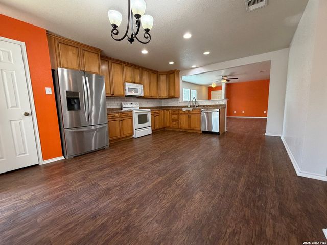 11102 Anarbor Field, San Antonio, TX 78254