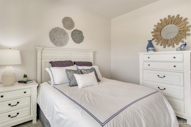 4741 Redhead Ct, Pace, FL 32571