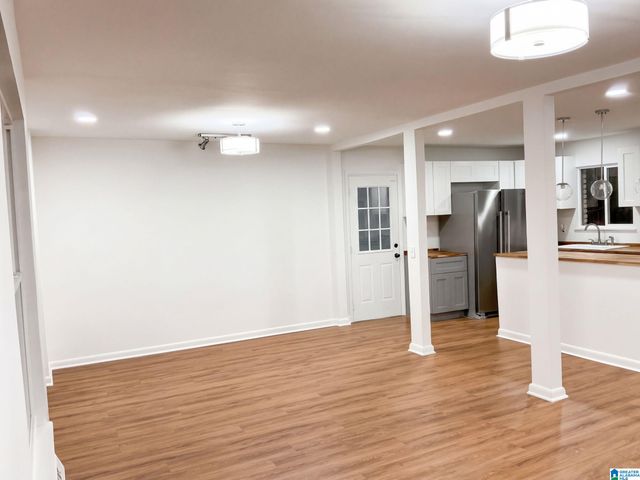329 25TH AVENUE NW, Center Point, AL 35215