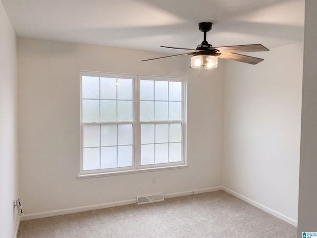 329 25TH AVENUE NW, Center Point, AL 35215