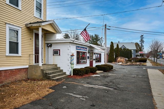 372 Federal St, Greenfield, MA 01301