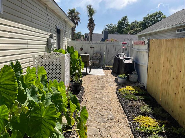 804 Brenda Pl., Myrtle Beach, SC 29577