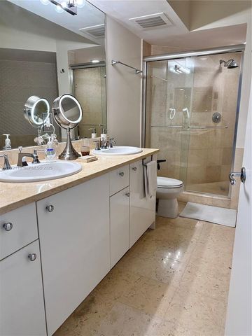19900 E Country Club Drive 1012, Aventura, FL 33180