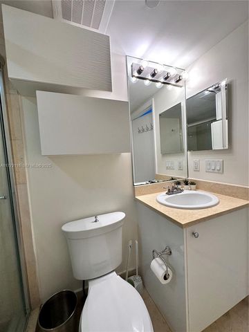 19900 E Country Club Drive 1012, Aventura, FL 33180