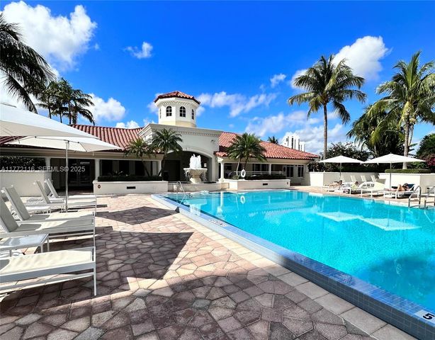 19900 E Country Club Drive 1012, Aventura, FL 33180