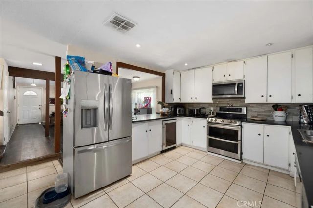 44627 11th East, Lancaster, CA 93535