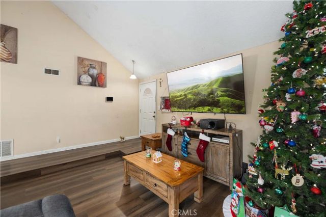 44627 11th East, Lancaster, CA 93535