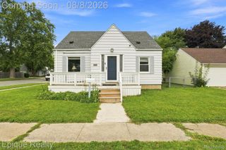 304 16th Street, Port Huron, MI 48060