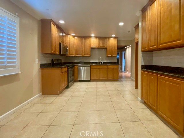 4819 Hersholt Avenue, Long Beach, CA 90808