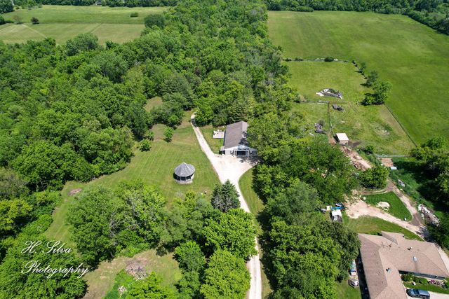 8106 Maple Street, Marengo, IL 60152