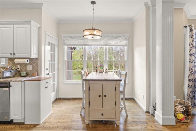 6020 Scotford CT, Roanoke, VA 24018