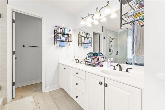 6020 Scotford CT, Roanoke, VA 24018