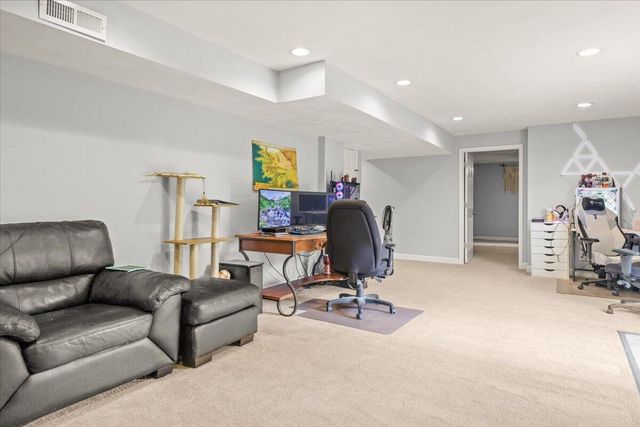 6020 Scotford CT, Roanoke, VA 24018