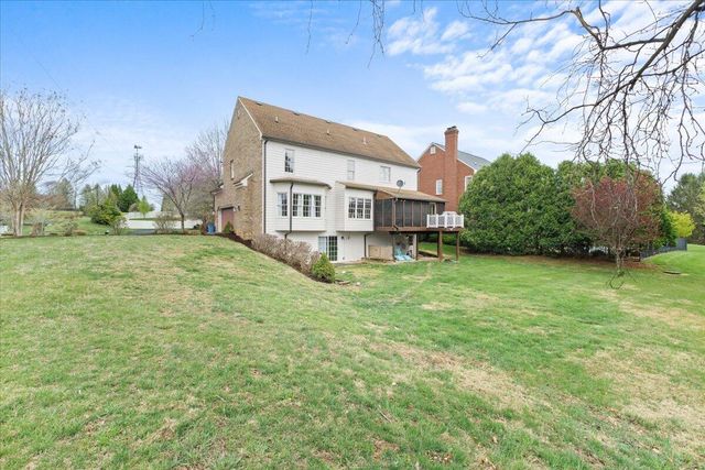 6020 Scotford CT, Roanoke, VA 24018
