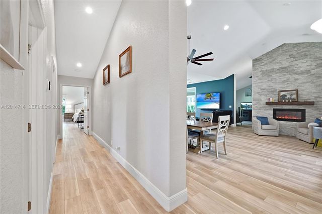 1190 Balboa Ct, Weston, FL 33326