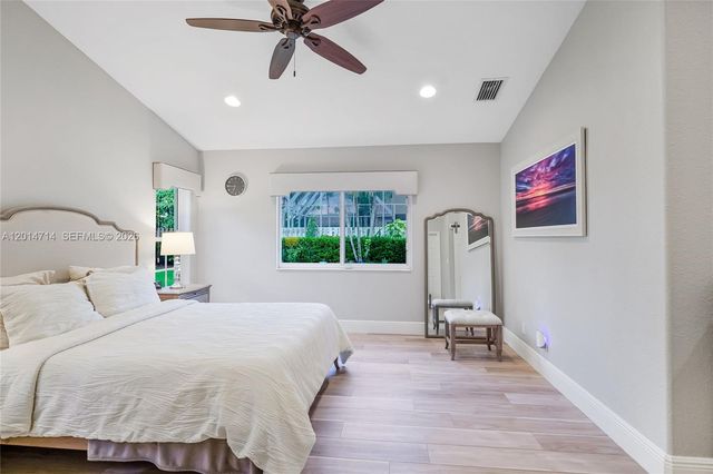 1190 Balboa Ct, Weston, FL 33326