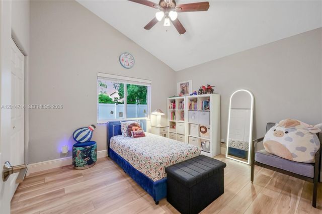 1190 Balboa Ct, Weston, FL 33326