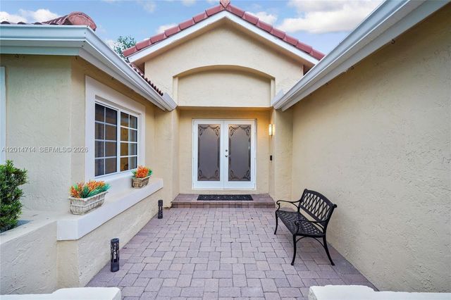 1190 Balboa Ct, Weston, FL 33326