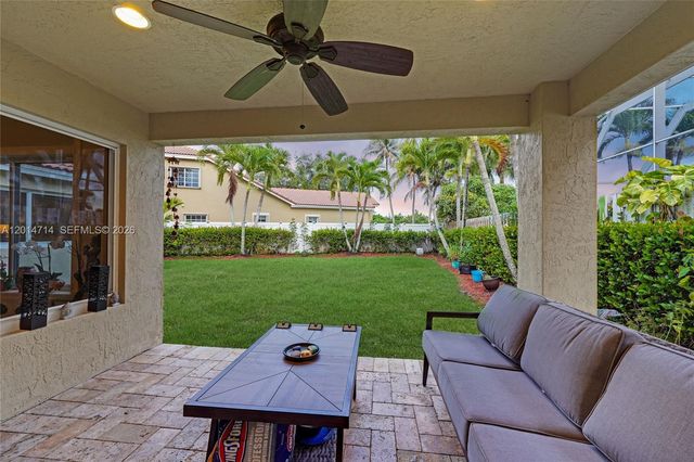 1190 Balboa Ct, Weston, FL 33326