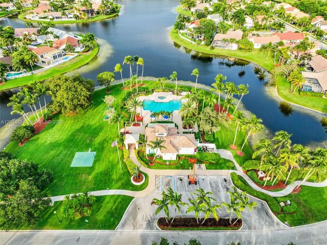 1190 Balboa Ct, Weston, FL 33326