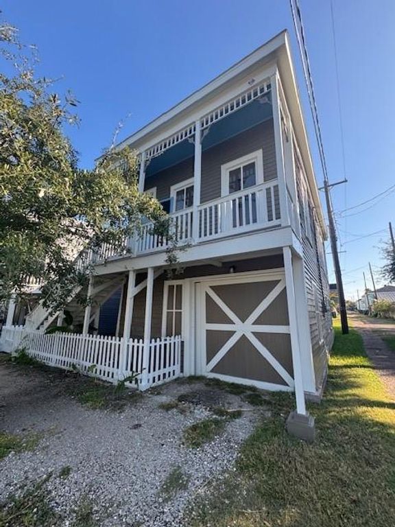 602 14th Street, Galveston, TX 77550