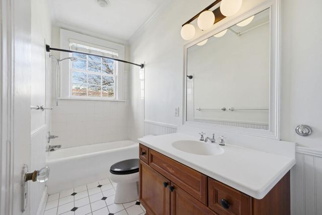 2814 Peachtree NW Road 4, Atlanta, GA 30305