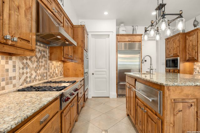 10511 Teich Loop, New Braunfels, TX 78132