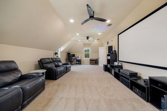 10511 Teich Loop, New Braunfels, TX 78132