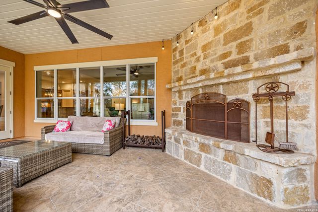 10511 Teich Loop, New Braunfels, TX 78132