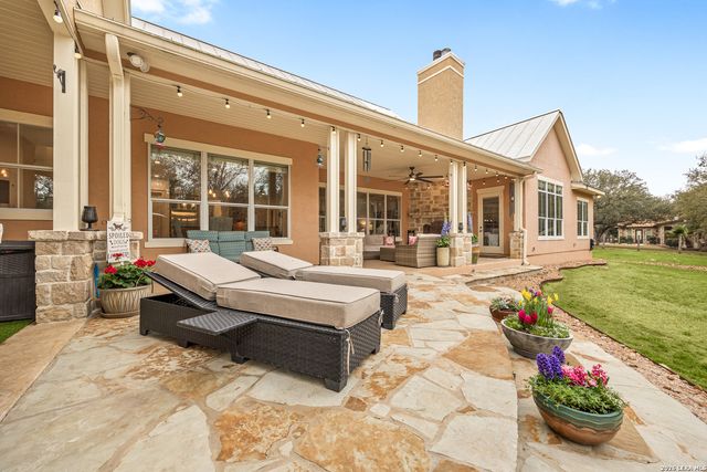 10511 Teich Loop, New Braunfels, TX 78132