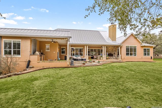 10511 Teich Loop, New Braunfels, TX 78132