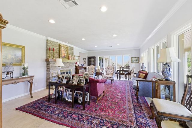 125 Mauk Rd, Ingram, TX 78025