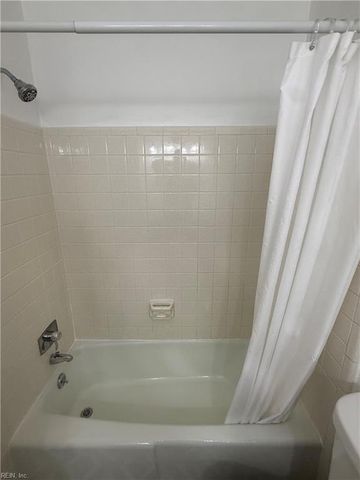 1136 Witchgate CT, Virginia Beach, VA 23455