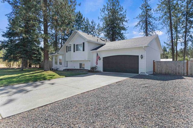 6811 W Johannsen Ave, Nine Mile Falls, WA 99026