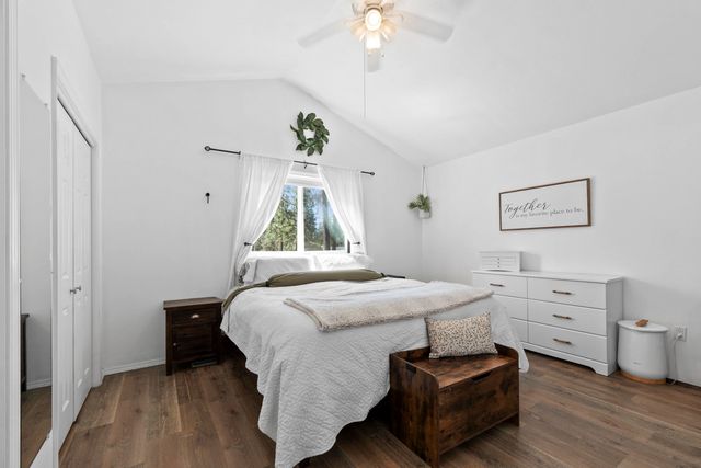 6811 W Johannsen Ave, Nine Mile Falls, WA 99026