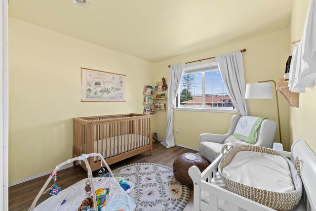 6811 W Johannsen Ave, Nine Mile Falls, WA 99026