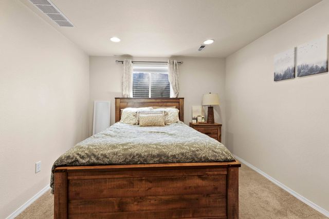 6811 W Johannsen Ave, Nine Mile Falls, WA 99026