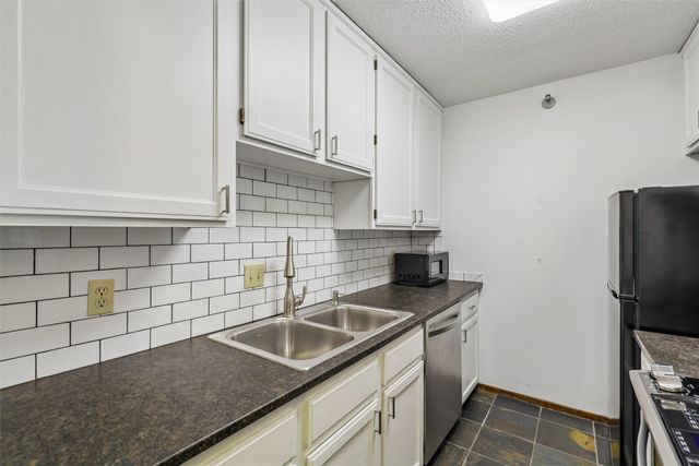 300 Walnut Street 407, Des Moines, IA 50309