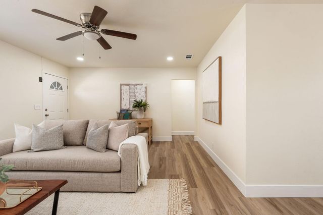 6662 N Effie Street, Fresno, CA 93710