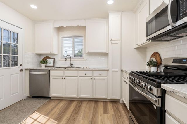 6662 N Effie Street, Fresno, CA 93710