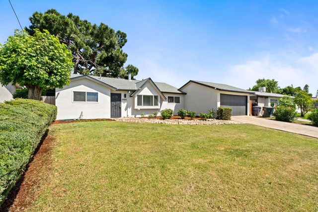 6662 N Effie Street, Fresno, CA 93710