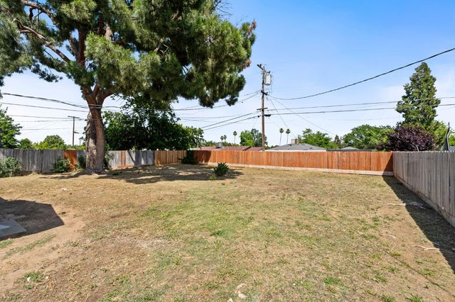 6662 N Effie Street, Fresno, CA 93710