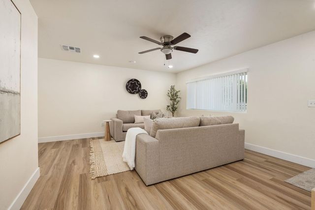 6662 N Effie Street, Fresno, CA 93710