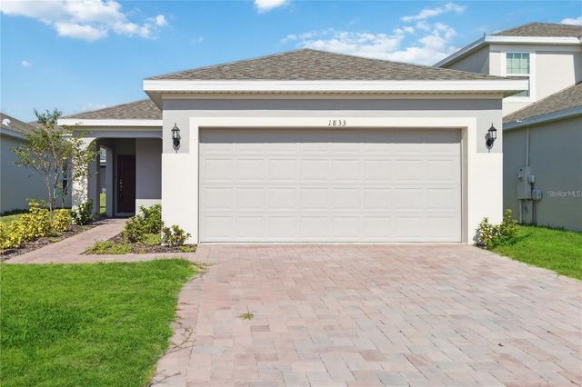 1833 ROSS HAMMOCK AVENUE, Groveland, FL 34736