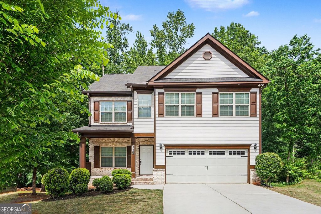 825 Sassafras Lane, Hoschton, GA 30548